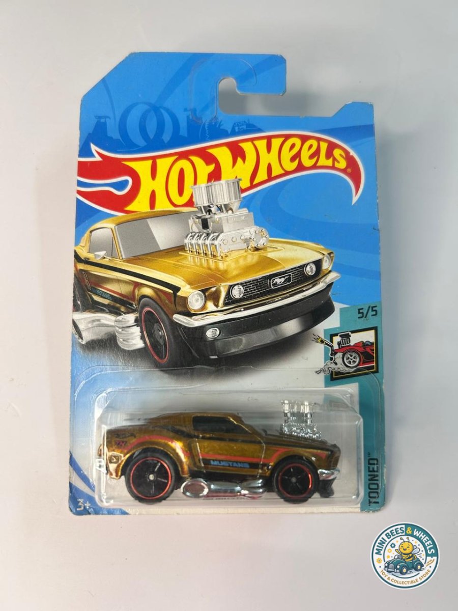 Hot Wheels '68 Mustang - Super treasure hunt Hairline crack in Blister
